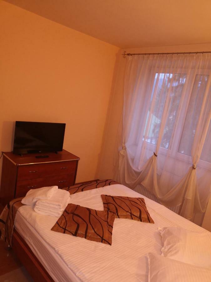 Central Apartament 프레데알 외부 사진